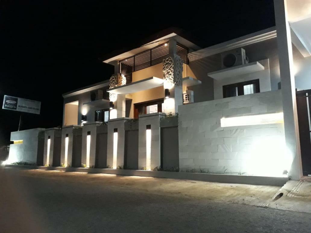 Imperial Villa Syariah Yogyakarta Ngoại thất bức ảnh